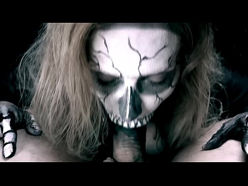 ❤️ Demona knabino suĉanta kokon per sia nigra buŝo kaj glutante kumon. ️❌ Rusia porno ĉe ni % eo.hentaibar.ru% ☑